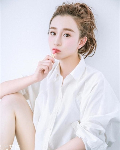 鵝蛋臉扎什么馬尾好看？肉肉臉適合這些發(fā)型