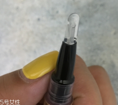 唇彩可以當(dāng)眼影嗎？不建議這樣使用