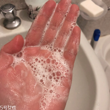 ipsa洗面奶好用嗎？洗完不拔干