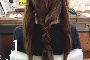 女生冬天長發(fā)怎么編好看？長發(fā)妹紙才懂得的痛