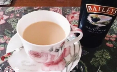 baileys是什么酒？大名鼎鼎的百利甜酒