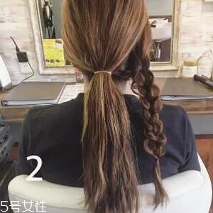 女生冬天長發(fā)怎么編好看？長發(fā)妹紙才懂得的痛