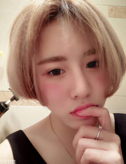 韓式空氣劉海配什么發(fā)型？不失個性魅力