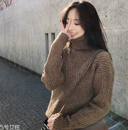 毛衣上的咖啡漬怎么洗？巧用甘油輕松解決