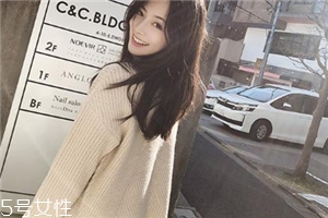 毛衣粘上羽絨毛怎么辦？五大妙招來助陣