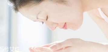 孕婦可以用洗面奶嗎？要選擇孕婦專用