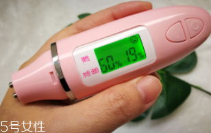 ipsa流金水什么味道？爛荔枝的味道