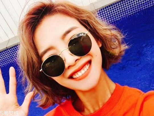 矮個(gè)子女生什么發(fā)型顯高？換個(gè)發(fā)型瞬間百變