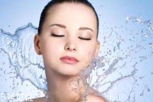 冬季臉部干燥如何補(bǔ)水？超便宜國貨補(bǔ)水神器