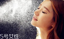 保濕爽膚水什么時(shí)候用？早中晚都必須用