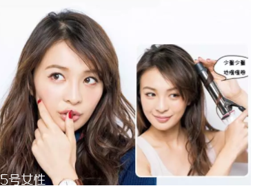 直發(fā)還是卷發(fā)顯得年輕？圓臉卷發(fā)顯老