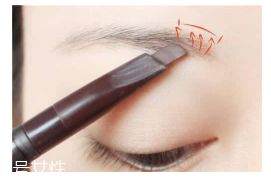 眉毛畫(huà)壞了怎么補(bǔ)救？12種拯救方法都在這里了