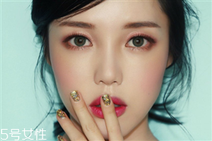 pony新年妝怎么畫？清新自然的新年妝