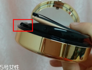 怎么判斷YSL圣羅蘭氣墊真假？從4個(gè)小細(xì)節(jié)一看便知