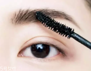 過年涂什么口紅？這些唇色讓親屬夸你好看