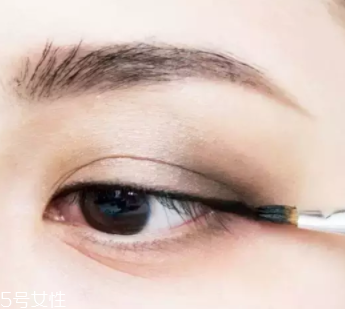 過年涂什么口紅？這些唇色讓親屬夸你好看