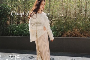 毛衣搭配什么裙子好看？?jī)?yōu)雅迷人過新年