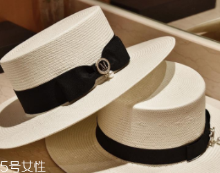 戴什么帽子顯臉??？寬檐帽讓臉看起來(lái)小