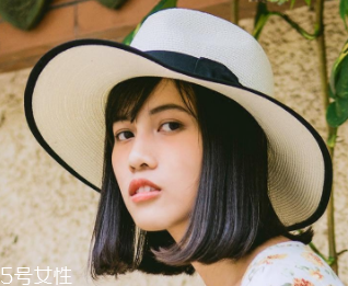 戴什么帽子顯臉??？寬檐帽讓臉看起來(lái)小
