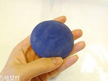 新買的氣墊粉撲要洗嗎？用久了一定要清洗