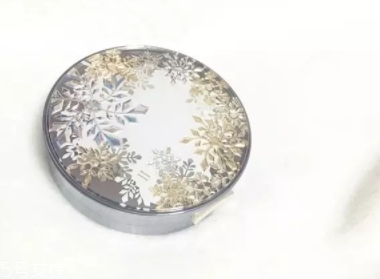 2018蜜粉餅?zāi)膫€牌子好？
