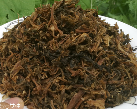 梅干菜怎么挑？聞味道看顏色