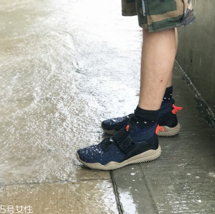 運(yùn)動(dòng)鞋輕好還是重好？不同運(yùn)動(dòng)需求不同