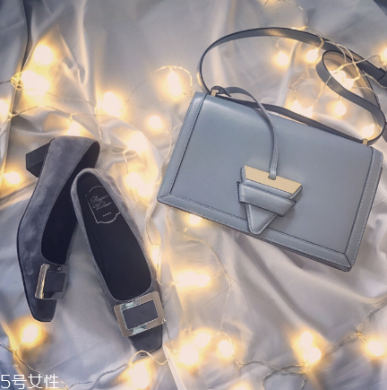 loewe是奢侈品嗎？西班牙百年奢華品牌
