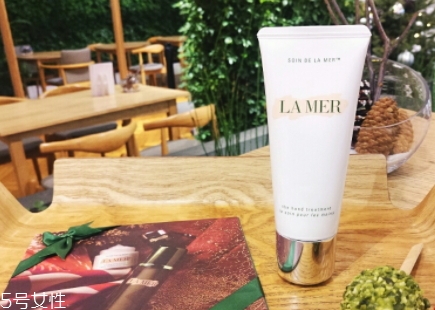 海藍(lán)之謎和sk2哪個(gè)好？從檔次膚質(zhì)適合情況比較