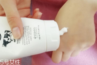 泰國(guó)BB洗面奶好用嗎？泰國(guó)Beauty Buffet洗面奶清潔度測(cè)評(píng)
