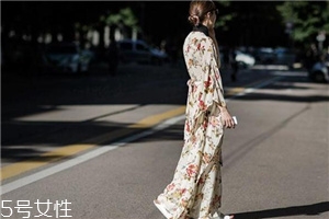 春天穿什么裙子好看？爭奇斗艷全靠它