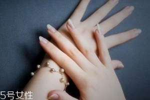 冬天怎么保養(yǎng)手？干燥季必備的滋潤護(hù)手霜排行榜