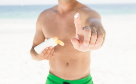 男士日常護(hù)膚步驟有哪些？防曬很關(guān)鍵