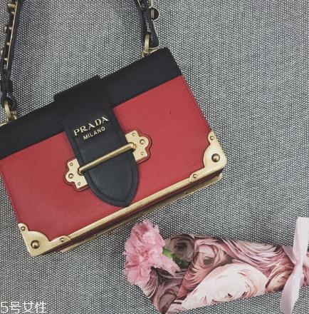 prada是一線品牌嗎？意大利百年奢侈品牌