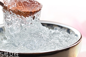 雪燕可以用熱水泡發(fā)嗎？熱水vs冷水