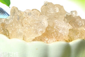 雪燕可以生吃嗎？雪燕沒煮熟可以吃嗎？