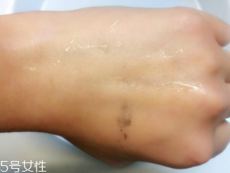 Attenir艾天然卸妝油好用嗎？打敗植村秀的卸妝冠軍
