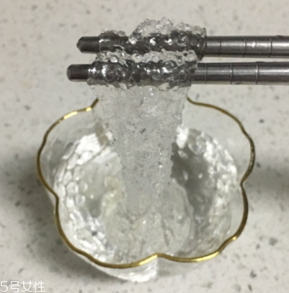 雪燕可以煮嗎？來(lái)看看雪燕的烹煮過(guò)程