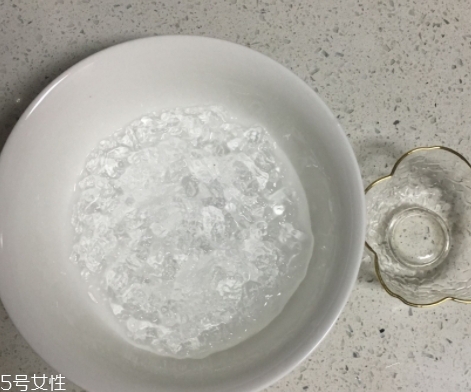 雪燕可以煮嗎？來(lái)看看雪燕的烹煮過(guò)程