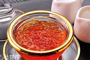 血燕窩和白燕窩區(qū)別 是高價(jià)值還是商家噱頭？