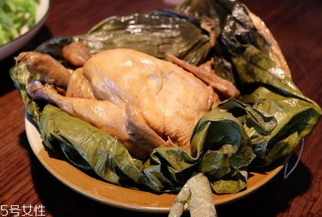 叫花雞用火烤多長時(shí)間 兩個(gè)小時(shí)左右