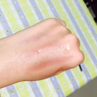 KATE眼影飛粉嗎？持久不飛粉