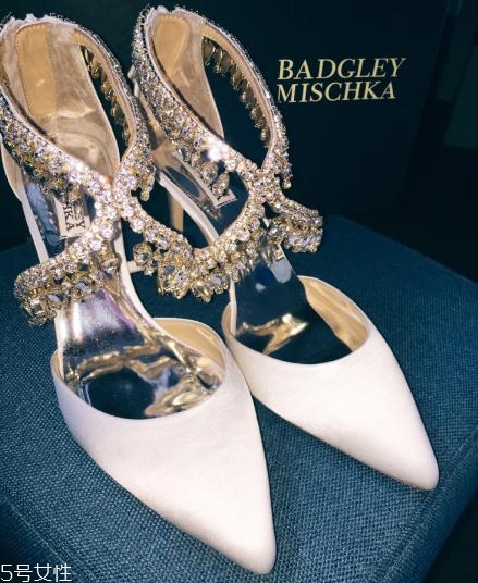 badgley mischka是什么牌子？高性價(jià)比婚鞋首選