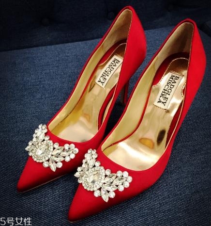 badgley mischka是什么檔次？婚鞋中的背影殺手