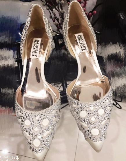 badgley mischka是哪個(gè)國(guó)家的牌子？超級(jí)貌美的小眾婚鞋