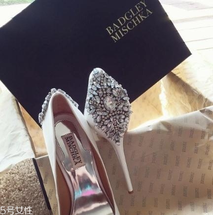 badgley mischka鞋子怎么樣？結(jié)婚選它就對了
