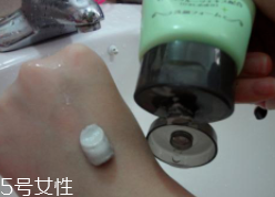 Rosette海泥洗面奶怎么樣？油皮救星