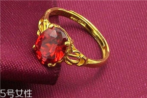 石榴石戒指一般多少錢？不同等級價格不同