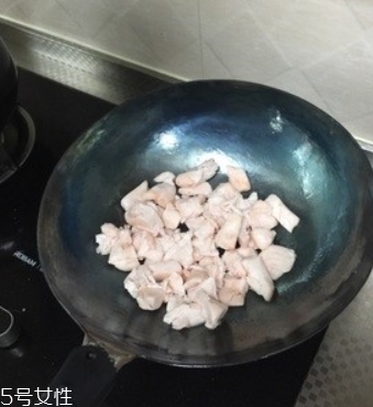 章丘鐵鍋怎么開鍋？臻三環(huán)鐵鍋開鍋教程