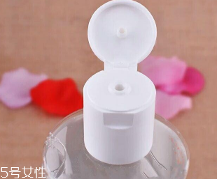 雅漾卸妝水敏感肌能用嗎？敏感肌慎用